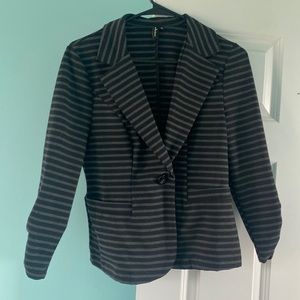 Striped 3/4 sleeve Blazer